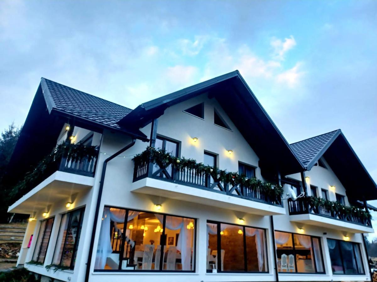 Conacul Muntii Bucovinei Hotell Câmpulung Moldovenesc Eksteriør bilde
