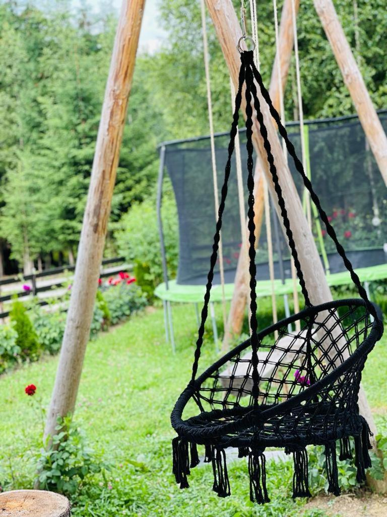 Conacul Muntii Bucovinei Hotell Câmpulung Moldovenesc Eksteriør bilde
